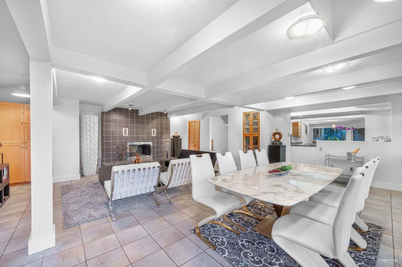 Seymour Private Bedroom, Ensuite Bathroom With Shared Pool, Hot Tub With Views North Vancouver Dış mekan fotoğraf