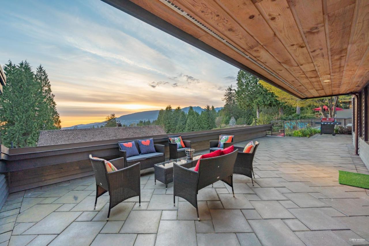 Seymour Private Bedroom, Ensuite Bathroom With Shared Pool, Hot Tub With Views North Vancouver Dış mekan fotoğraf