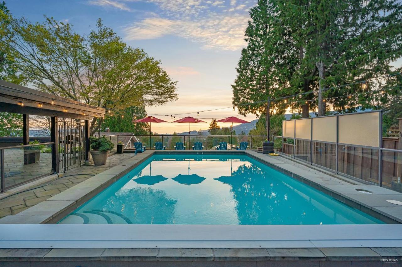 Seymour Private Bedroom, Ensuite Bathroom With Shared Pool, Hot Tub With Views North Vancouver Dış mekan fotoğraf