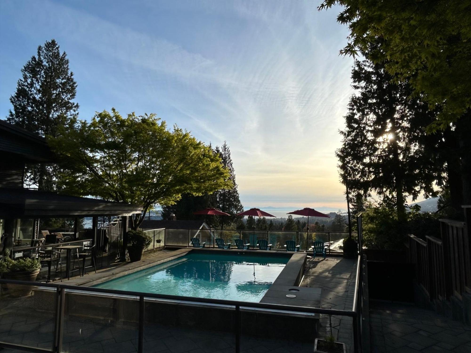 Seymour Private Bedroom, Ensuite Bathroom With Shared Pool, Hot Tub With Views North Vancouver Dış mekan fotoğraf