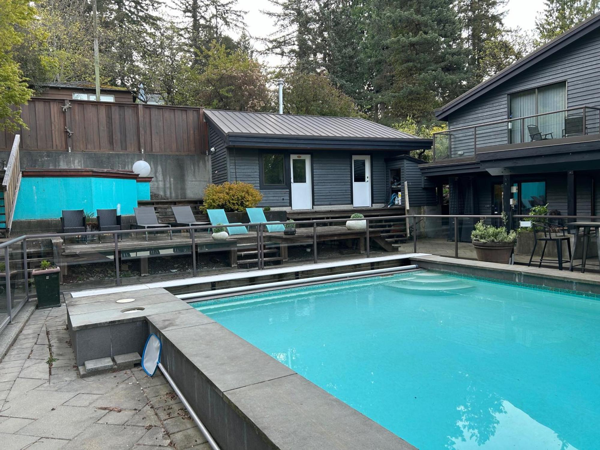 Seymour Private Bedroom, Ensuite Bathroom With Shared Pool, Hot Tub With Views North Vancouver Dış mekan fotoğraf