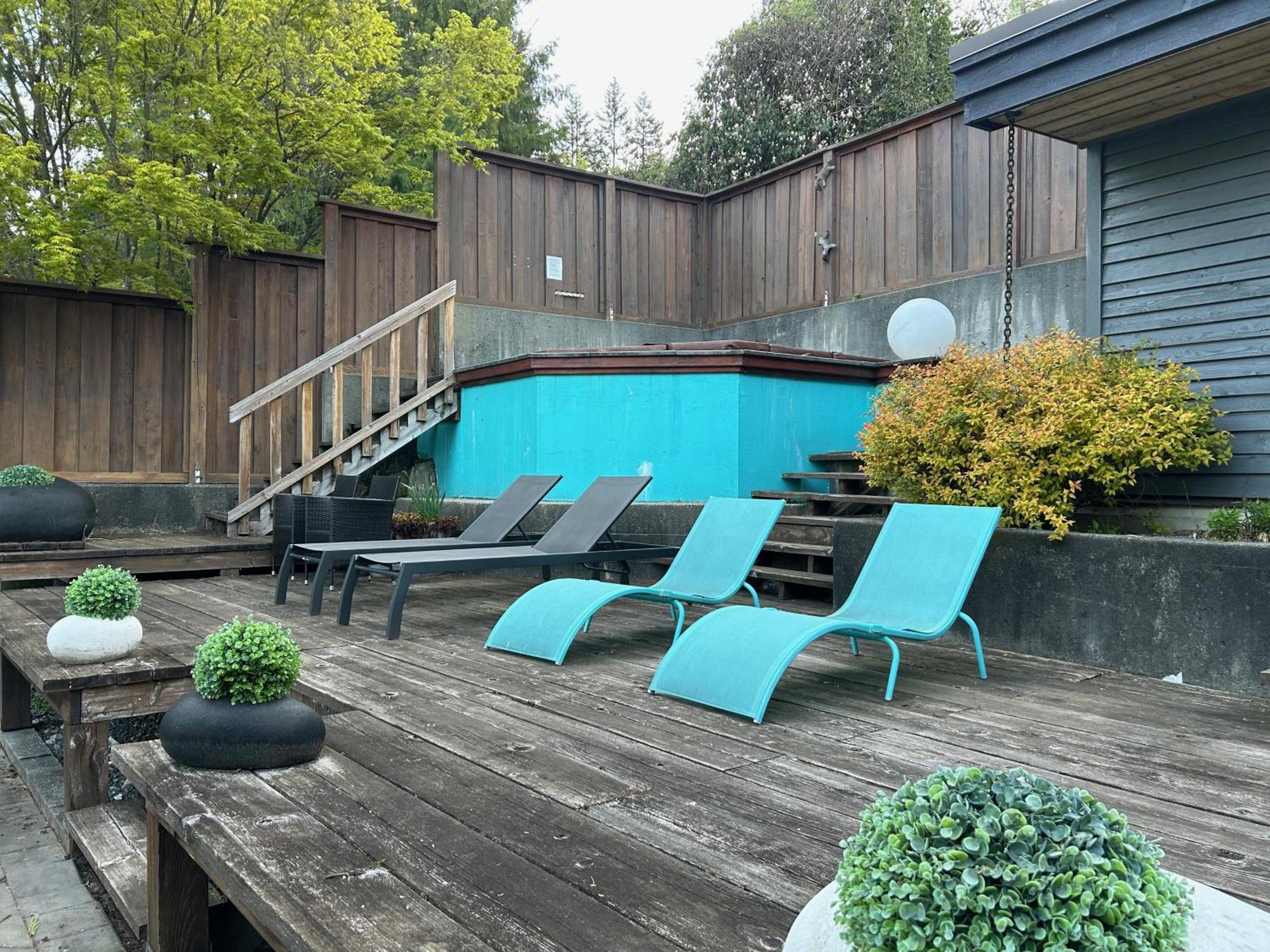 Seymour Private Bedroom, Ensuite Bathroom With Shared Pool, Hot Tub With Views North Vancouver Dış mekan fotoğraf