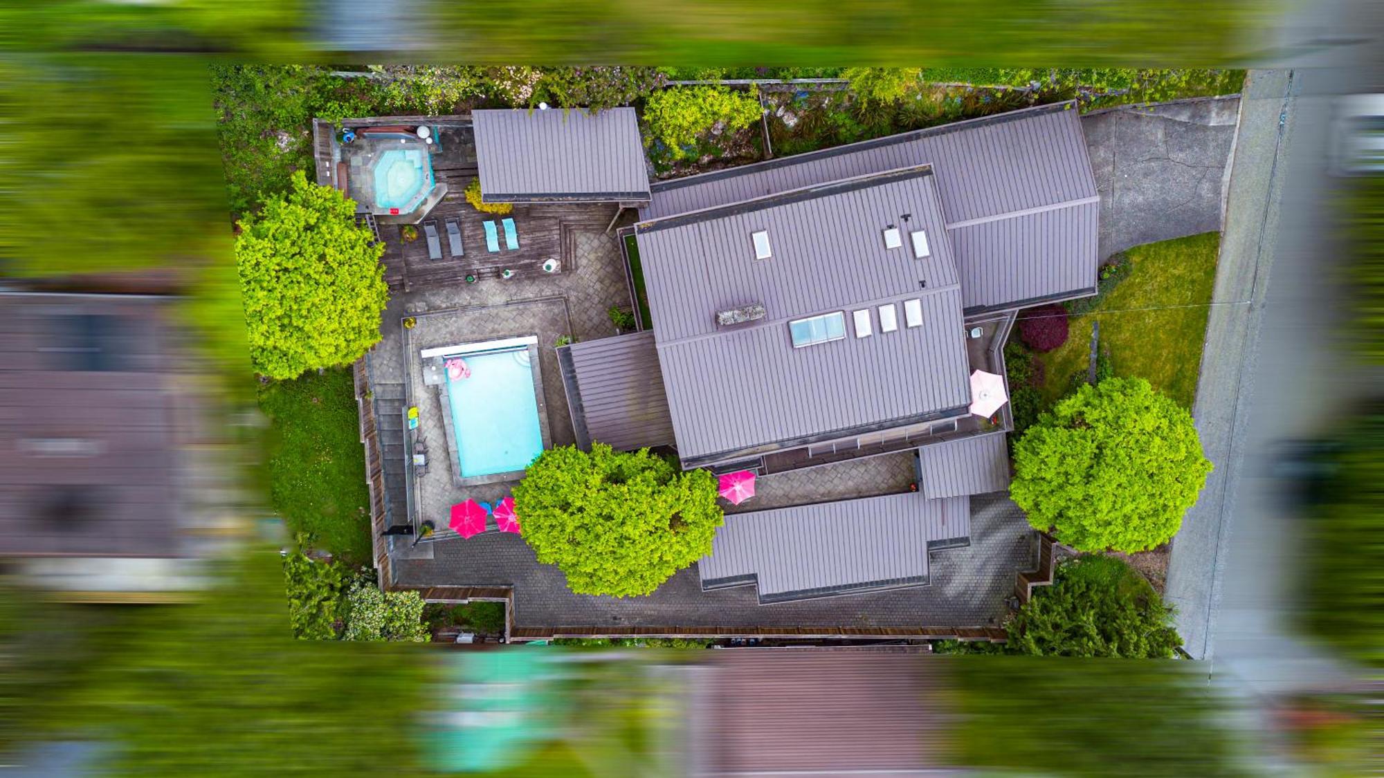 Seymour Private Bedroom, Ensuite Bathroom With Shared Pool, Hot Tub With Views North Vancouver Dış mekan fotoğraf