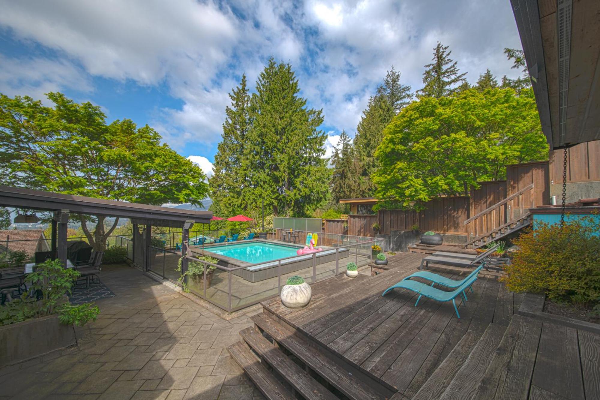 Seymour Private Bedroom, Ensuite Bathroom With Shared Pool, Hot Tub With Views North Vancouver Dış mekan fotoğraf