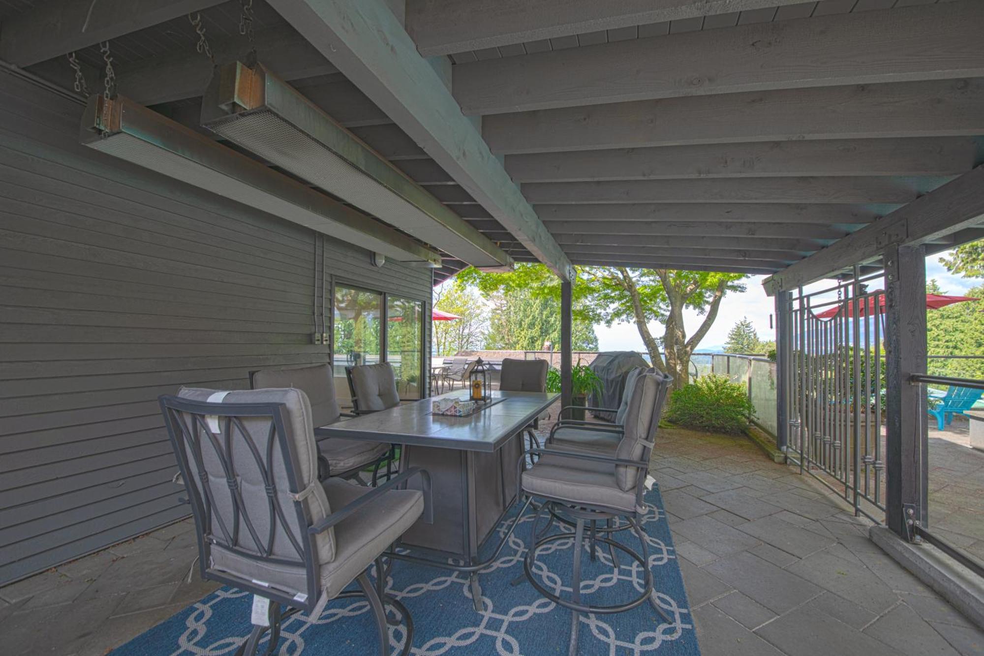 Seymour Private Bedroom, Ensuite Bathroom With Shared Pool, Hot Tub With Views North Vancouver Dış mekan fotoğraf